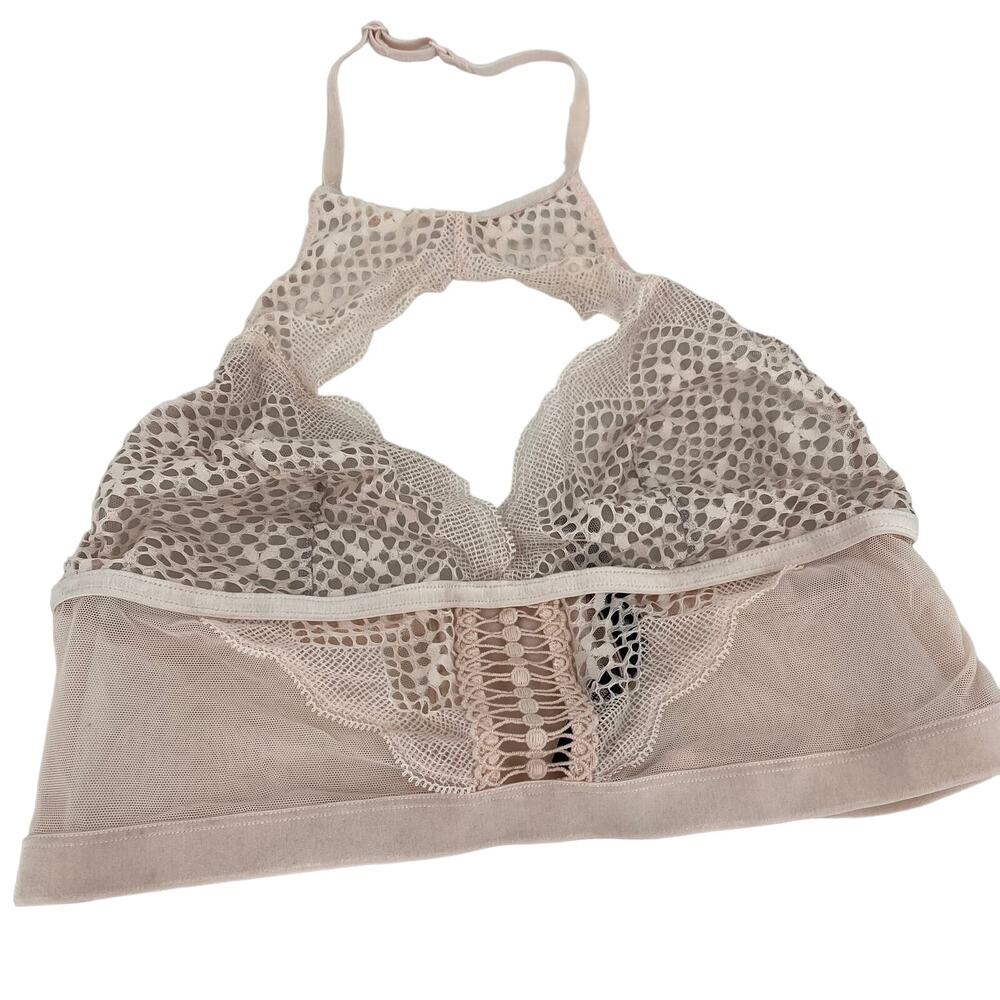 Victoria’s Secret Very Sexy Unlined No Wire Lace Bra Size Medium